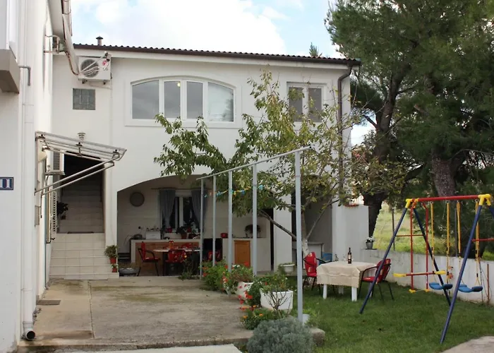 With Parking Space Nin, Zadar - 5929 Apartman Nin